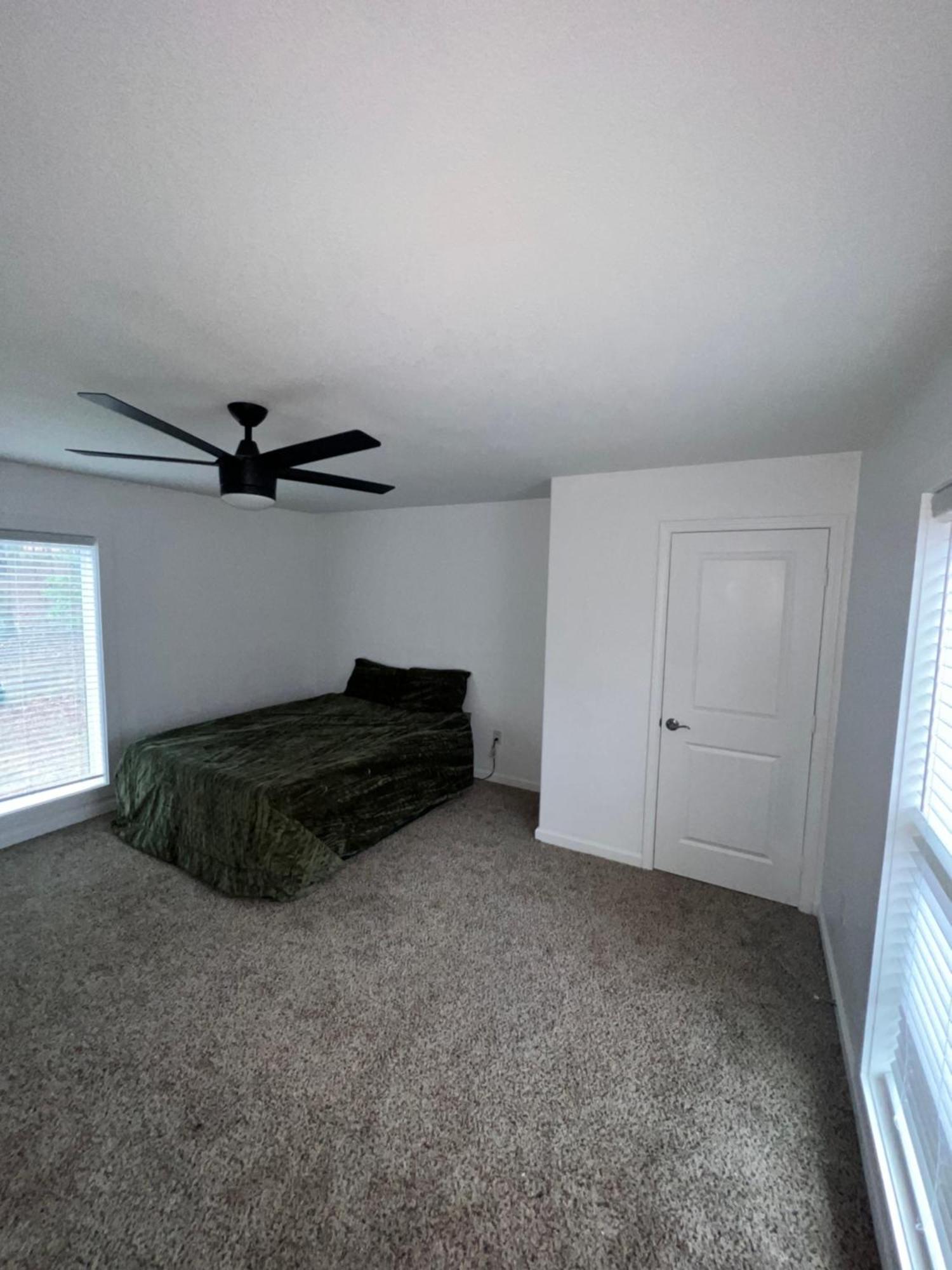 The Getaway House Atl Budget Room Carrollton Buitenkant foto
